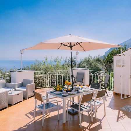 Infinity Experience Casa Vacanza Incantevole Con Terrazzo Scala Exteriér fotografie