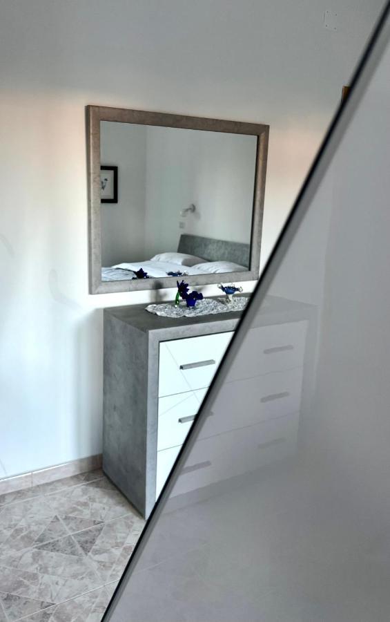 Infinity Experience Casa Vacanza Incantevole Con Terrazzo Scala Exteriér fotografie
