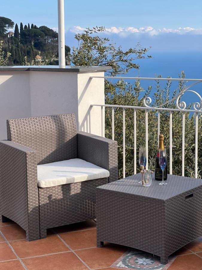 Infinity Experience Casa Vacanza Incantevole Con Terrazzo Scala Exteriér fotografie